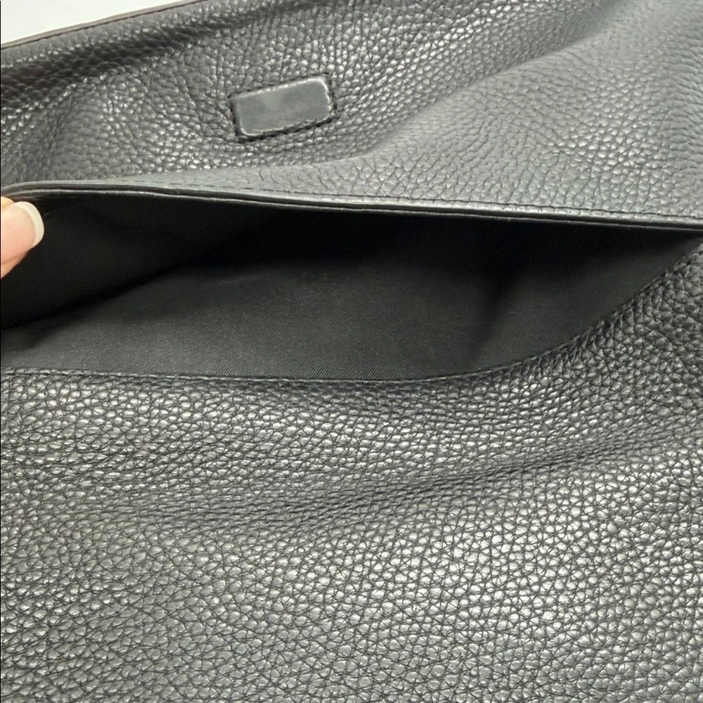 Tory Burch Black‎ Pebbled Leather Crossbody with Logo Detail